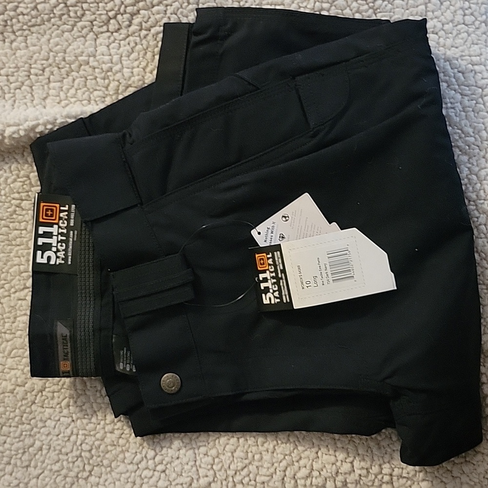 Women's 5.11 tactical pants, sz 10 L, navy blue
